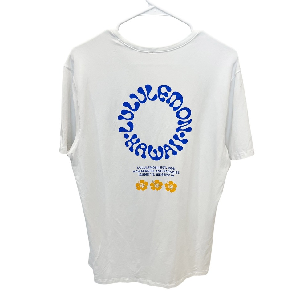 Lululemon Hawaii Exclusive Graphic T-Shirt Mens White Short Sleeve Rare Size M/L